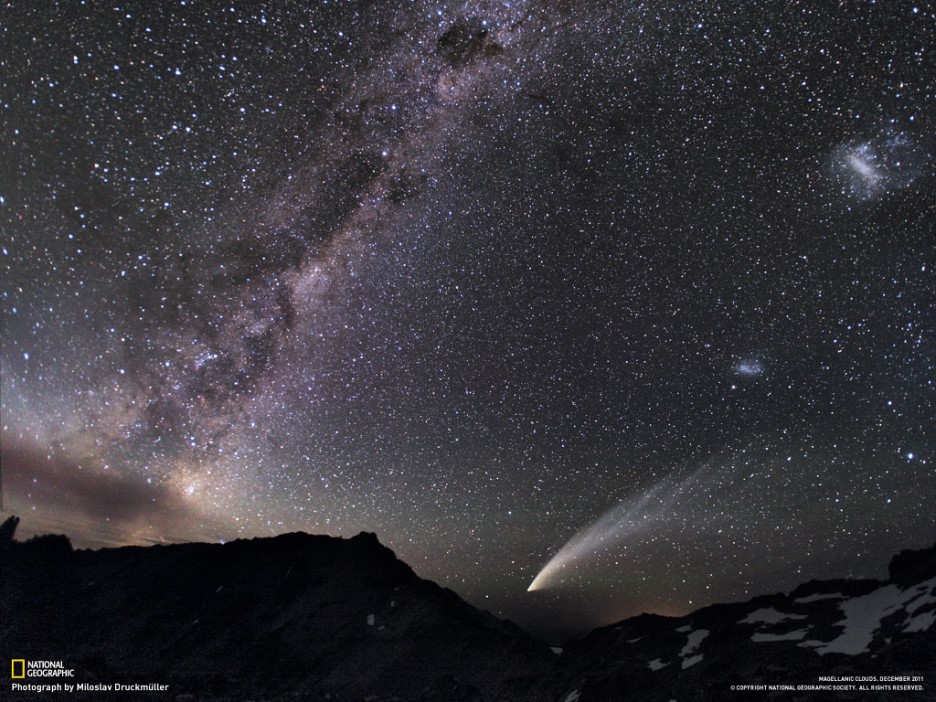 06-magellanic-clouds-milky-way_1600.jpg
