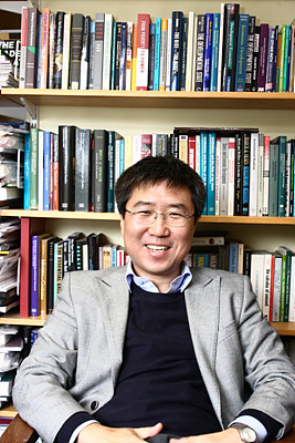 24_그들이말하지않는23가지_장하준.jpg