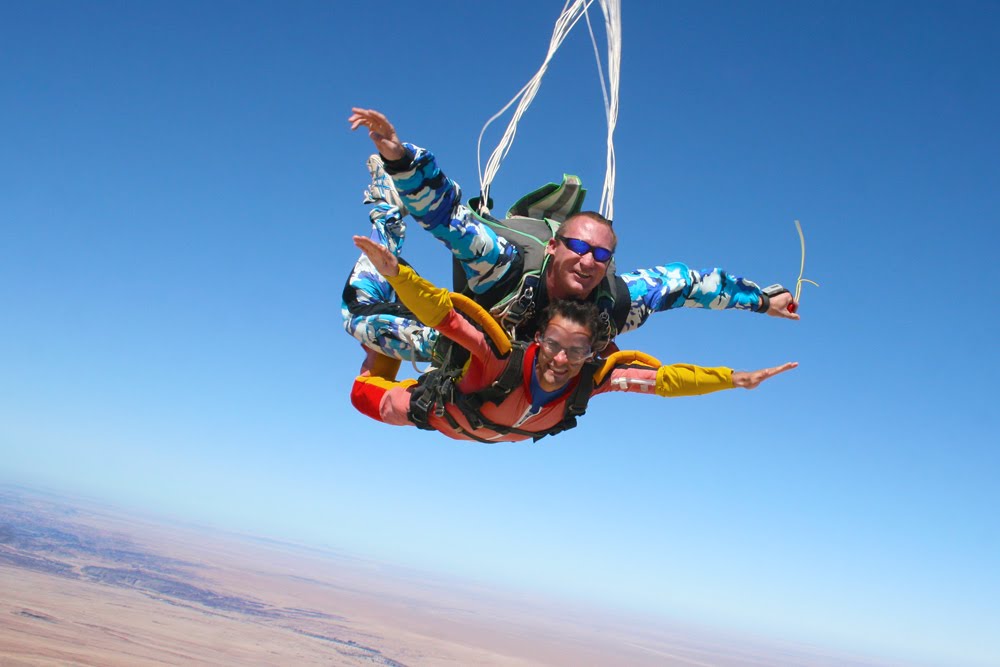 2010-04-NAMIBIA-Swakopmund-skydive-4.jpg