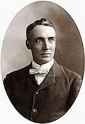 170px-Warren_Harding_c1882_age_17.jpg